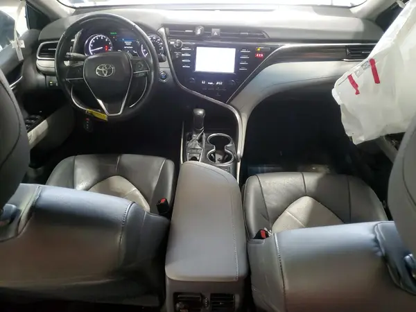 4T1B11HKXJU026581 2018 TOYOTA CAMRY - Image 8