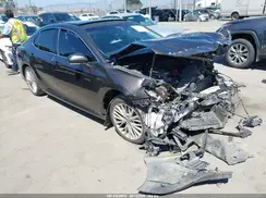 4T1B11HKXJU026855 2018 TOYOTA CAMRY