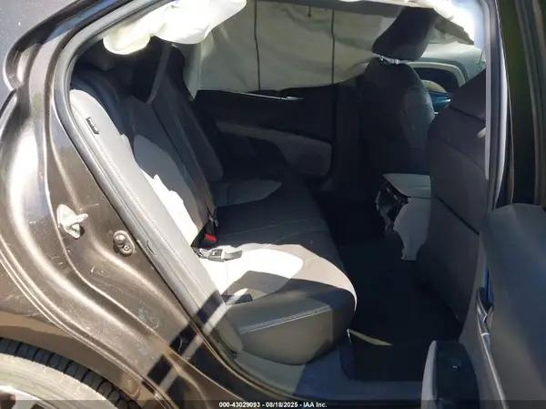 4T1B11HKXJU026855 2018 TOYOTA CAMRY - Image 8
