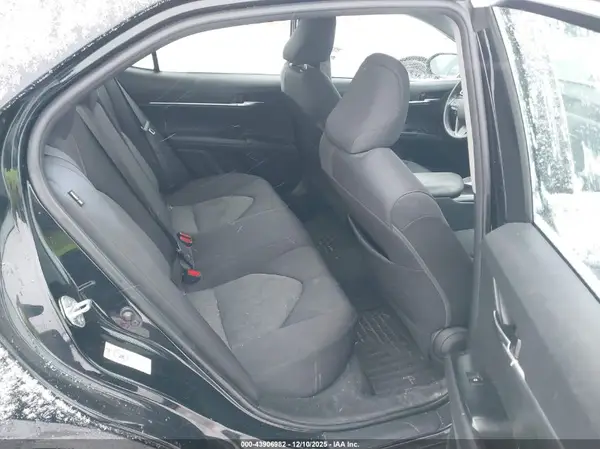 4T1B11HKXJU028587 2018 TOYOTA CAMRY - Image 8