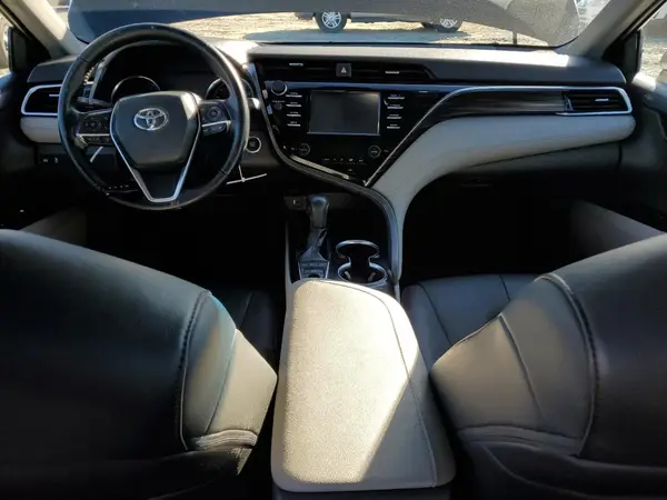 4T1B11HKXJU030291 2018 TOYOTA CAMRY - Image 8