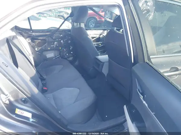 4T1B11HKXJU030453 2018 TOYOTA CAMRY - Image 8