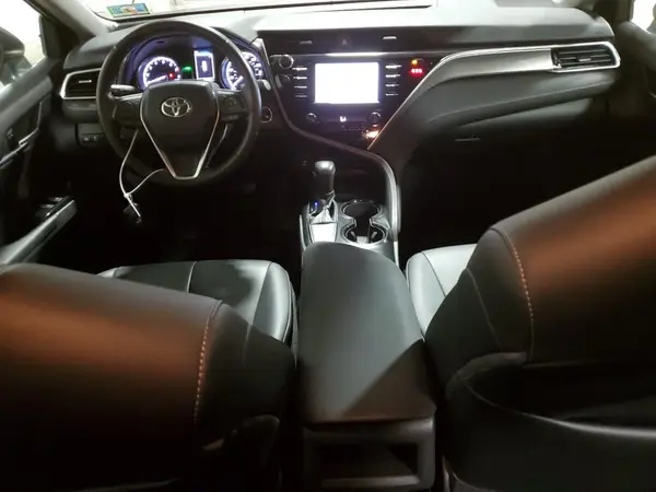 4T1B11HKXJU031862 2018 TOYOTA CAMRY - Image 8