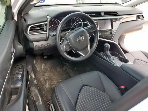 4T1B11HKXJU032364 2018 TOYOTA CAMRY - Image 8