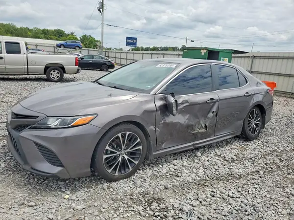 4T1B11HKXJU032395 2018 TOYOTA CAMRY - Image 1