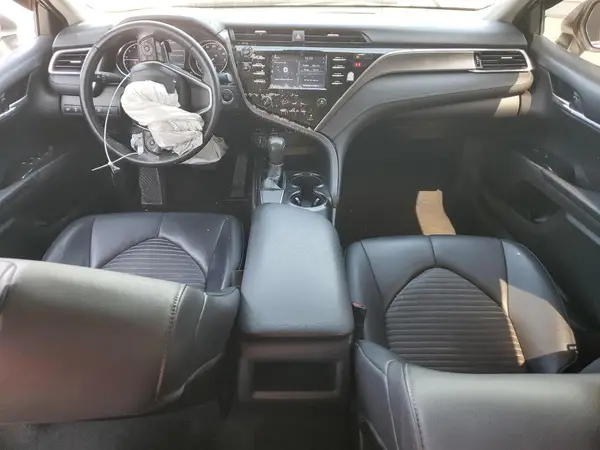 4T1B11HKXJU032526 2018 TOYOTA CAMRY - Image 8