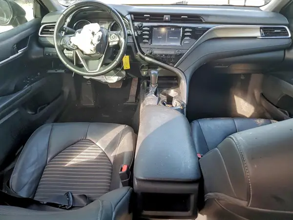4T1B11HKXJU033076 2018 TOYOTA CAMRY - Image 8