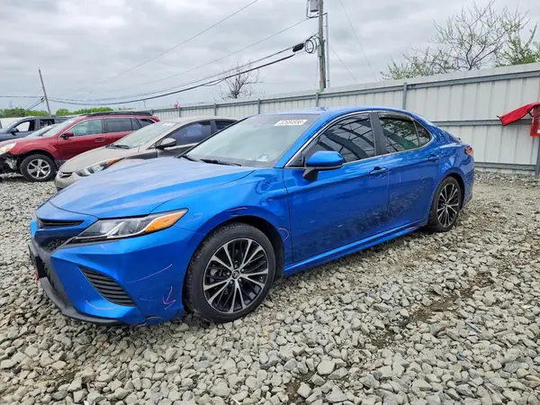 4T1B11HKXJU039637 2018 TOYOTA CAMRY - Image 1