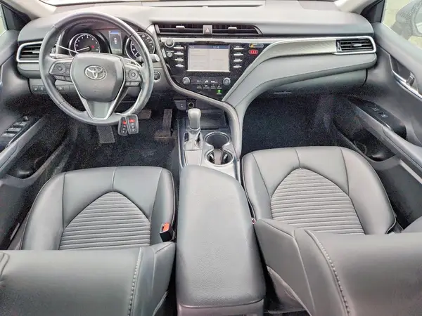 4T1B11HKXJU043235 2018 TOYOTA CAMRY - Image 8