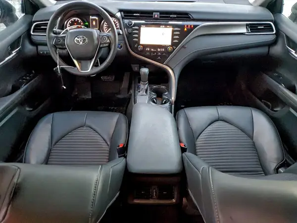 4T1B11HKXJU044806 2018 TOYOTA CAMRY - Image 8