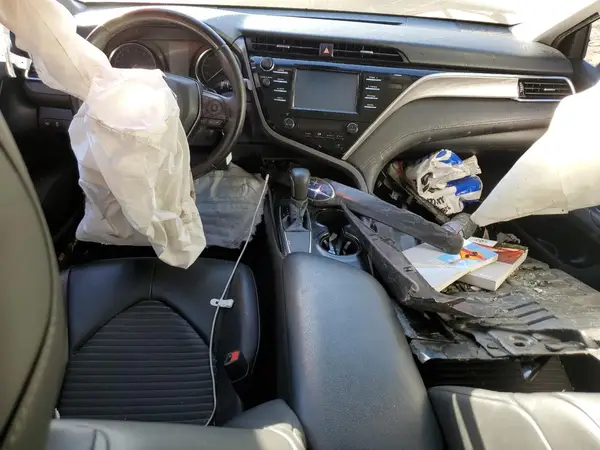 4T1B11HKXJU045552 2018 TOYOTA CAMRY - Image 8