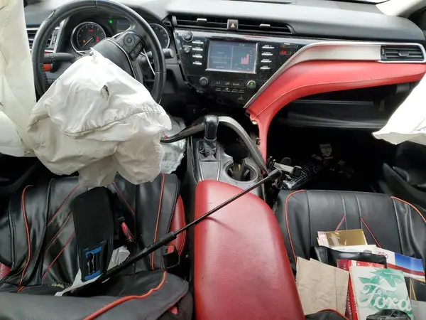 4T1B11HKXJU057880 2018 TOYOTA CAMRY - Image 8