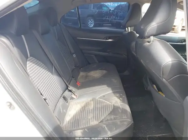 4T1B11HKXJU060309 2018 TOYOTA CAMRY - Image 8