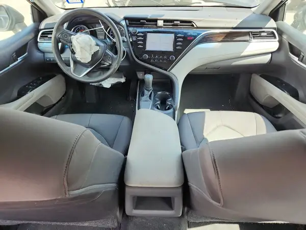 4T1B11HKXJU063906 2018 TOYOTA CAMRY - Image 8