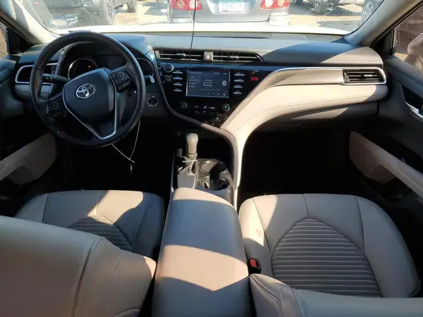 4T1B11HKXJU067728 2018 TOYOTA CAMRY - Image 8
