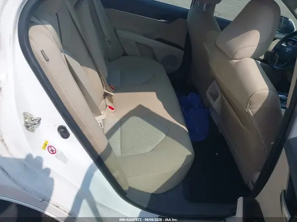 4T1B11HKXJU069544 2018 TOYOTA CAMRY - Image 8