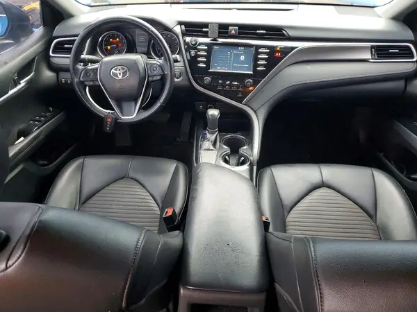4T1B11HKXJU072041 2018 TOYOTA CAMRY - Image 8