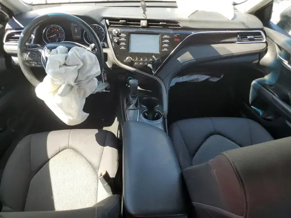 4T1B11HKXJU072900 2018 TOYOTA CAMRY - Image 8