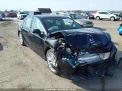 4T1B11HKXJU074338 2018 TOYOTA CAMRY