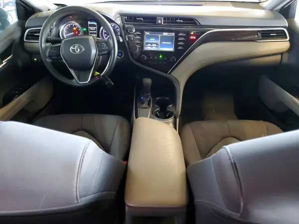 4T1B11HKXJU074582 2018 TOYOTA CAMRY - Image 8