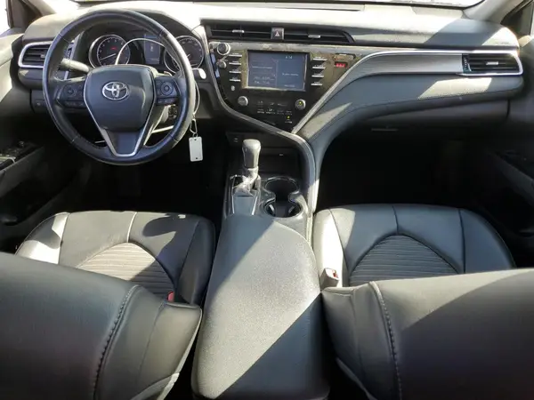 4T1B11HKXJU074890 2018 TOYOTA CAMRY - Image 8