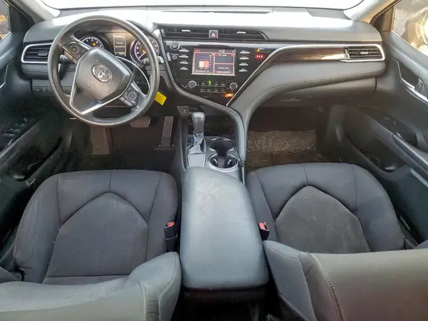 4T1B11HKXJU075019 2018 TOYOTA CAMRY - Image 8