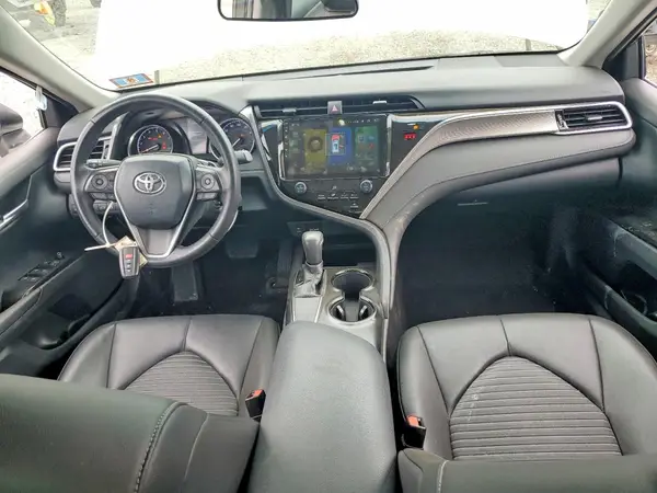 4T1B11HKXJU077160 2018 TOYOTA CAMRY - Image 8