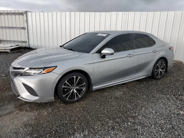 4T1B11HKXJU079121 2018 TOYOTA CAMRY - Image 1