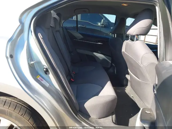 4T1B11HKXJU079510 2018 TOYOTA CAMRY - Image 8