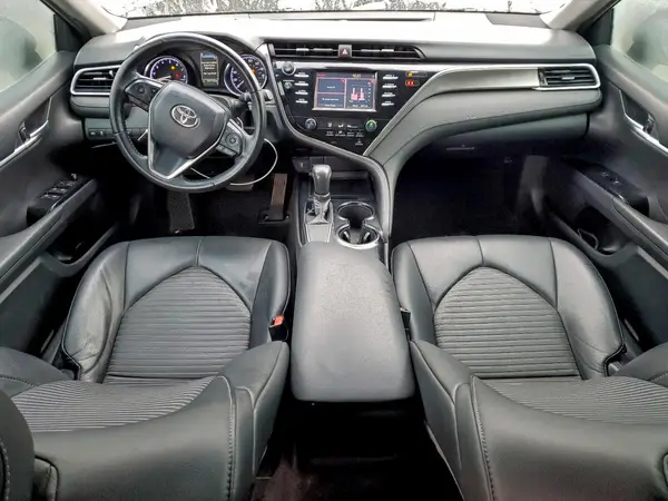 4T1B11HKXJU080155 2018 TOYOTA CAMRY - Image 8