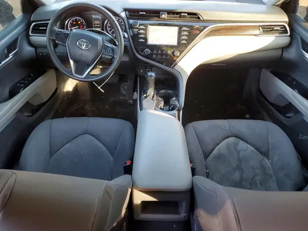 4T1B11HKXJU080415 2018 TOYOTA CAMRY - Image 8