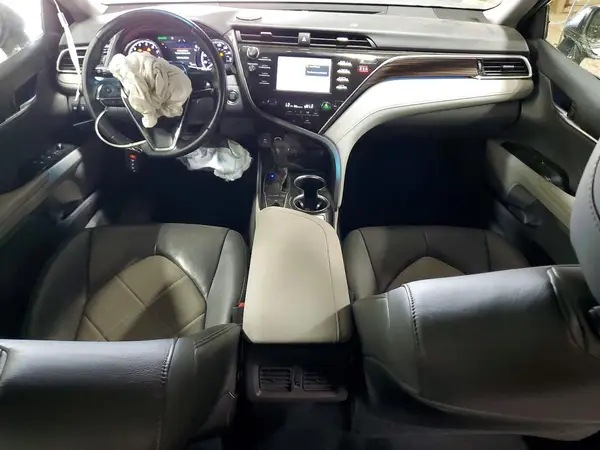 4T1B11HKXJU080673 2018 TOYOTA CAMRY - Image 8