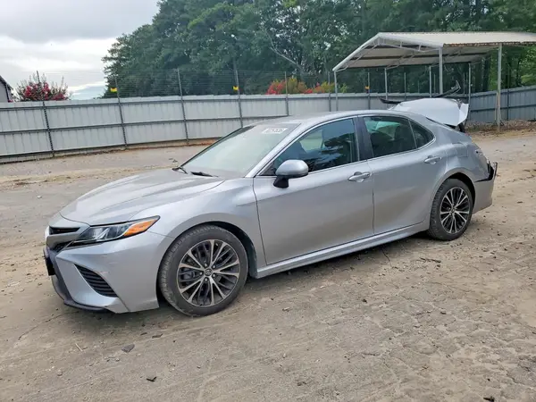 4T1B11HKXJU087123 2018 TOYOTA CAMRY - Image 1