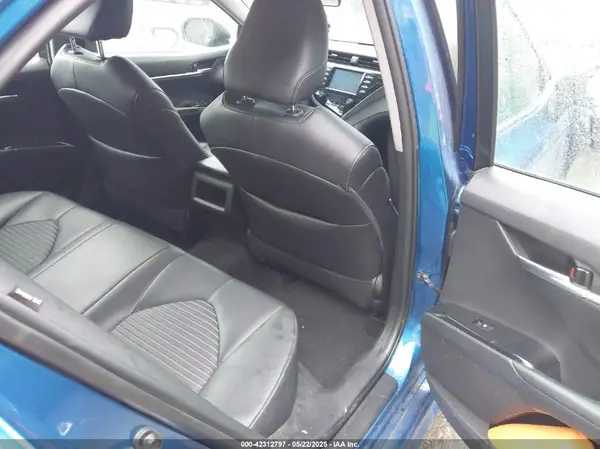 4T1B11HKXJU089342 2018 TOYOTA CAMRY - Image 8
