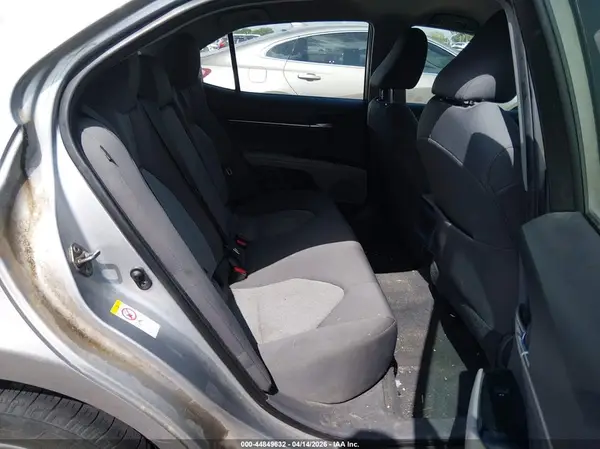 4T1B11HKXJU098493 2018 TOYOTA CAMRY - Image 8