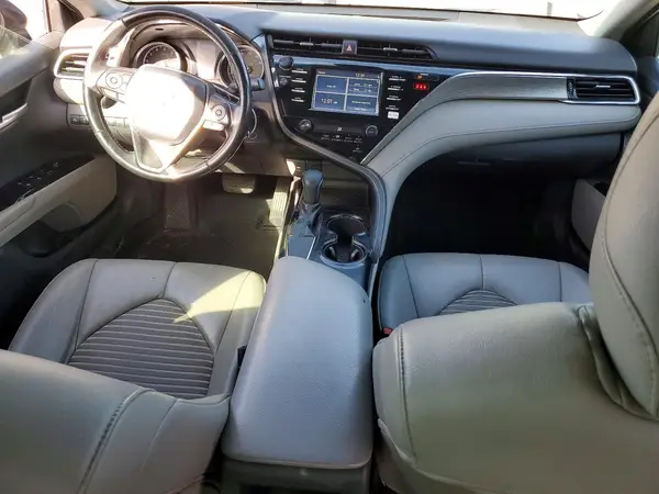 4T1B11HKXJU099871 2018 TOYOTA CAMRY - Image 8