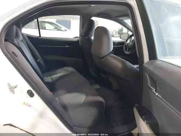 4T1B11HKXJU100324 2018 TOYOTA CAMRY - Image 8