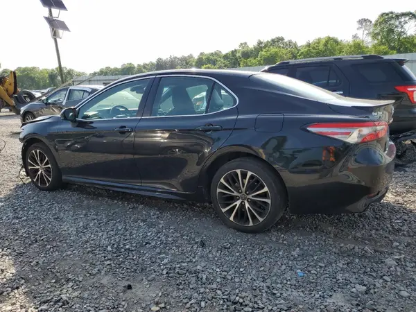 4T1B11HKXJU101876 2018 TOYOTA CAMRY - Image 2