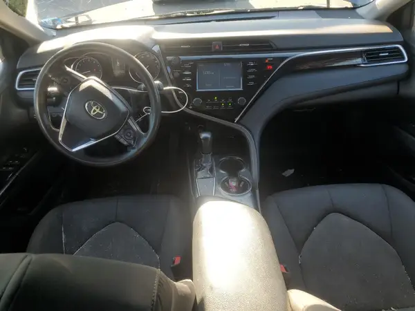 4T1B11HKXJU103630 2018 TOYOTA CAMRY - Image 8