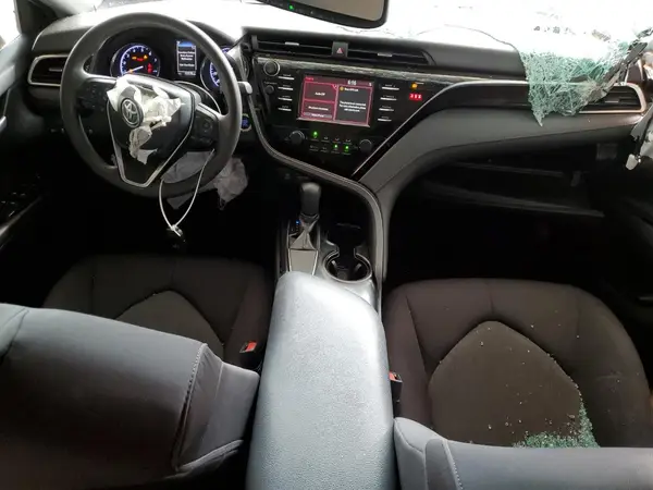 4T1B11HKXJU103949 2018 TOYOTA CAMRY - Image 8