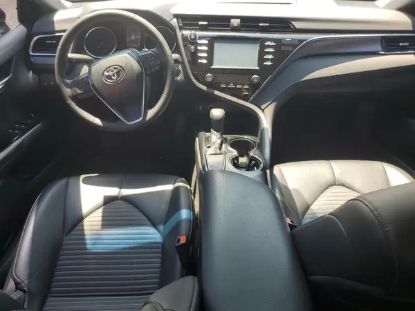 4T1B11HKXJU104406 2018 TOYOTA CAMRY - Image 8