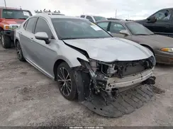 4T1B11HKXJU104549 2018 TOYOTA CAMRY
