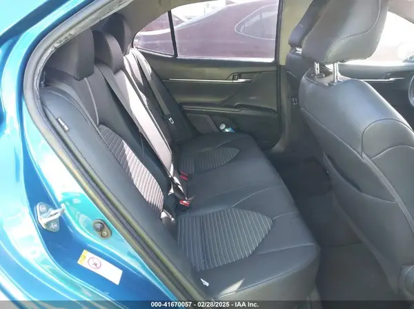 4T1B11HKXJU106558 2018 TOYOTA CAMRY - Image 8