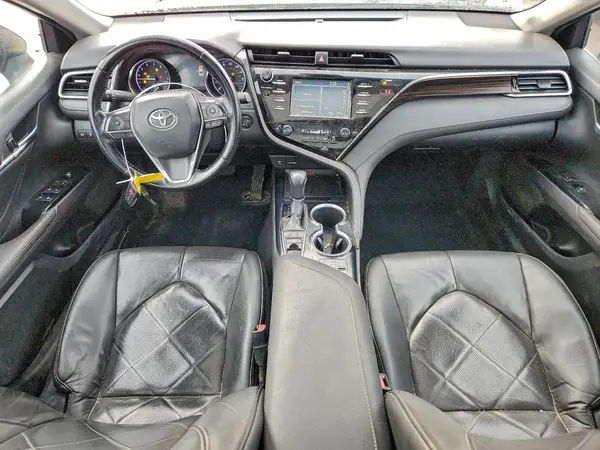 4T1B11HKXJU106950 2018 TOYOTA CAMRY - Image 8