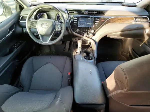 4T1B11HKXJU118340 2018 TOYOTA CAMRY - Image 8