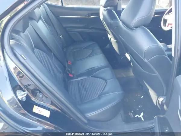 4T1B11HKXJU132111 2018 TOYOTA CAMRY - Image 8