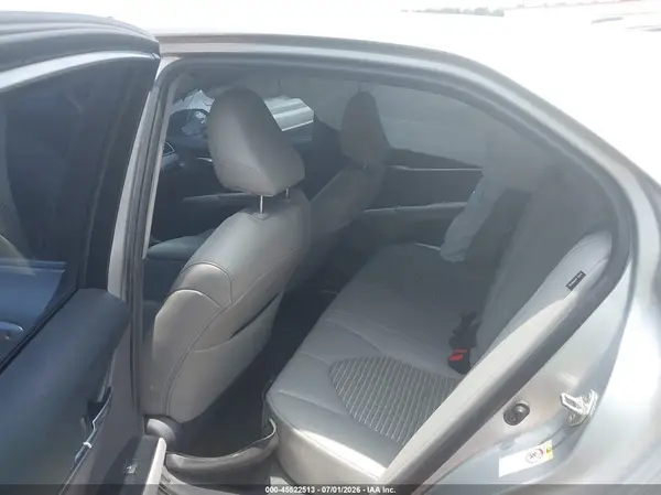 4T1B11HKXJU133646 2018 TOYOTA CAMRY - Image 8