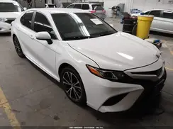 4T1B11HKXJU136014 2018 TOYOTA CAMRY