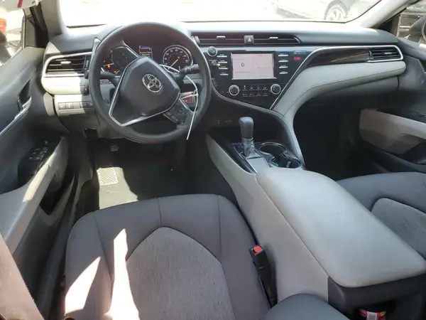4T1B11HKXJU136725 2018 TOYOTA CAMRY - Image 8
