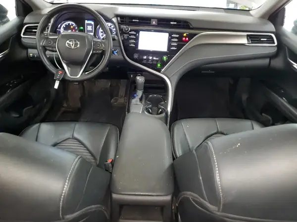 4T1B11HKXJU139687 2018 TOYOTA CAMRY - Image 8